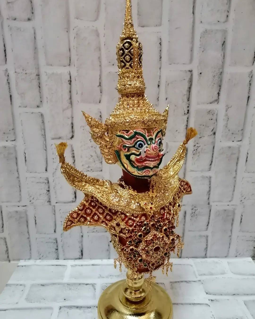 หุ่น ท้าวเวสสุวรรณ พร้อมฐานวางไม้ปิดทอง