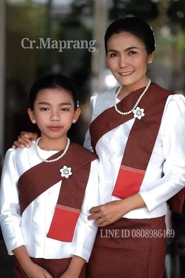 ผ้ามัดหมี่ตีนแดง ผ้าซิ่นตีนแดง ผ้าฝ้ายตีนแดง ผ้าทอพื้นเมือง บุรีรัมย์ ลายอัปสรา 4 เมตร