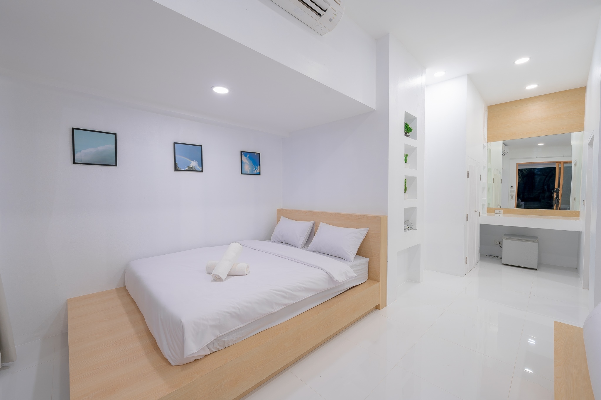 HR15057 บ้านพักติดทะเล The Rocca Beach Villa Pranburi