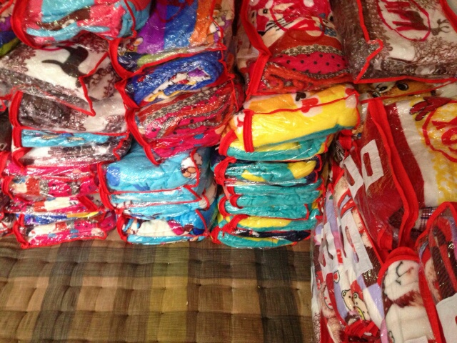 ขายส่งผ้าห่มนาโน ราคาถูก Birdnano เราขายส่งผ้าห่มนาโนที่ถูกที่สุดอันดับต้นๆในประเทศไทย