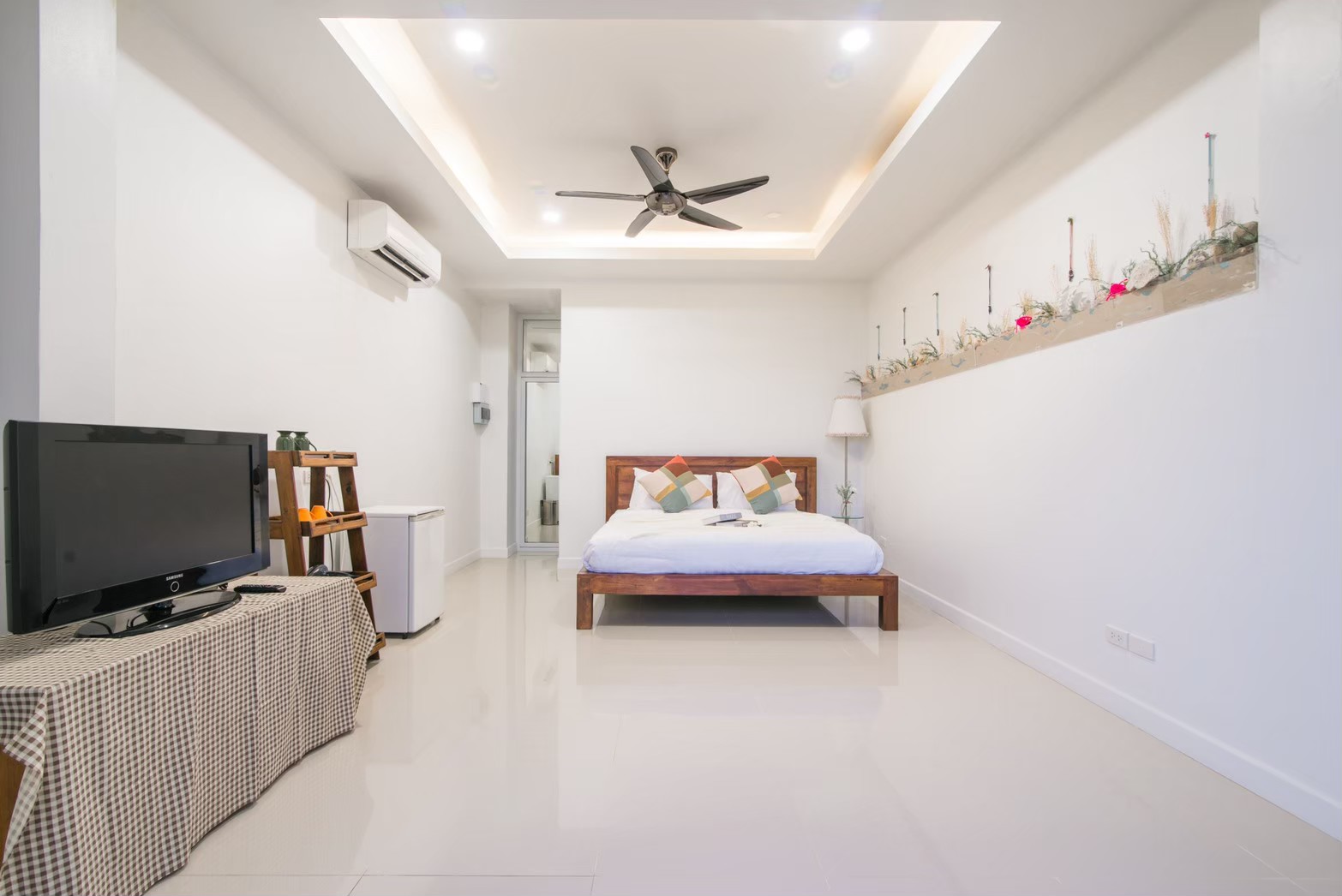 HR15045 บ้านพักติดทะเล The Moon Beach Villa