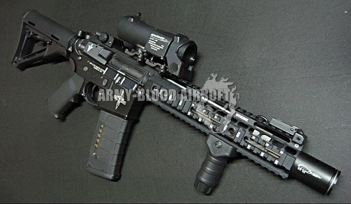 New.Elcan SOCOM Specter DR Style 4X Magnifier Illuminated Scope (BK) ราคาพิเศษ