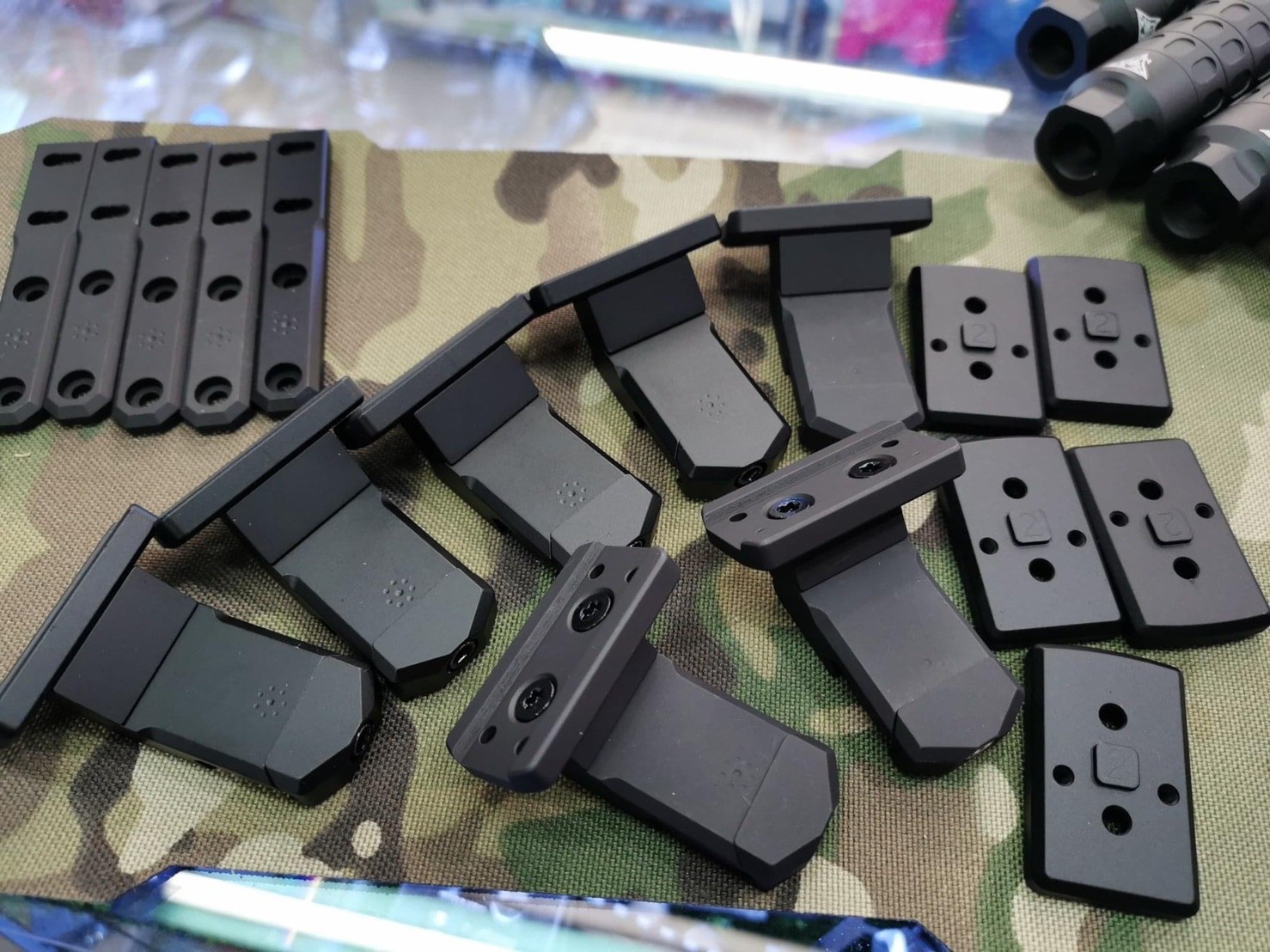 📌กดติดตาม กดแชร์ กดไลท์ สินค้าเข้ามาใหม่ทุกๆวันครับ📌 🔰New.สินค้ามาใหม่ทุกรายการ 📌ราคาโปรโมชั่นทุกรายการ📌 🔰จำหน่ายอุปกรณ์ยุทธวิธีทุกชนิด 📌จัดส่งทั่วประเทศ EMS / เคอรี่ / ขนส่งเอกชน 🔰ติดต่อสอบถ