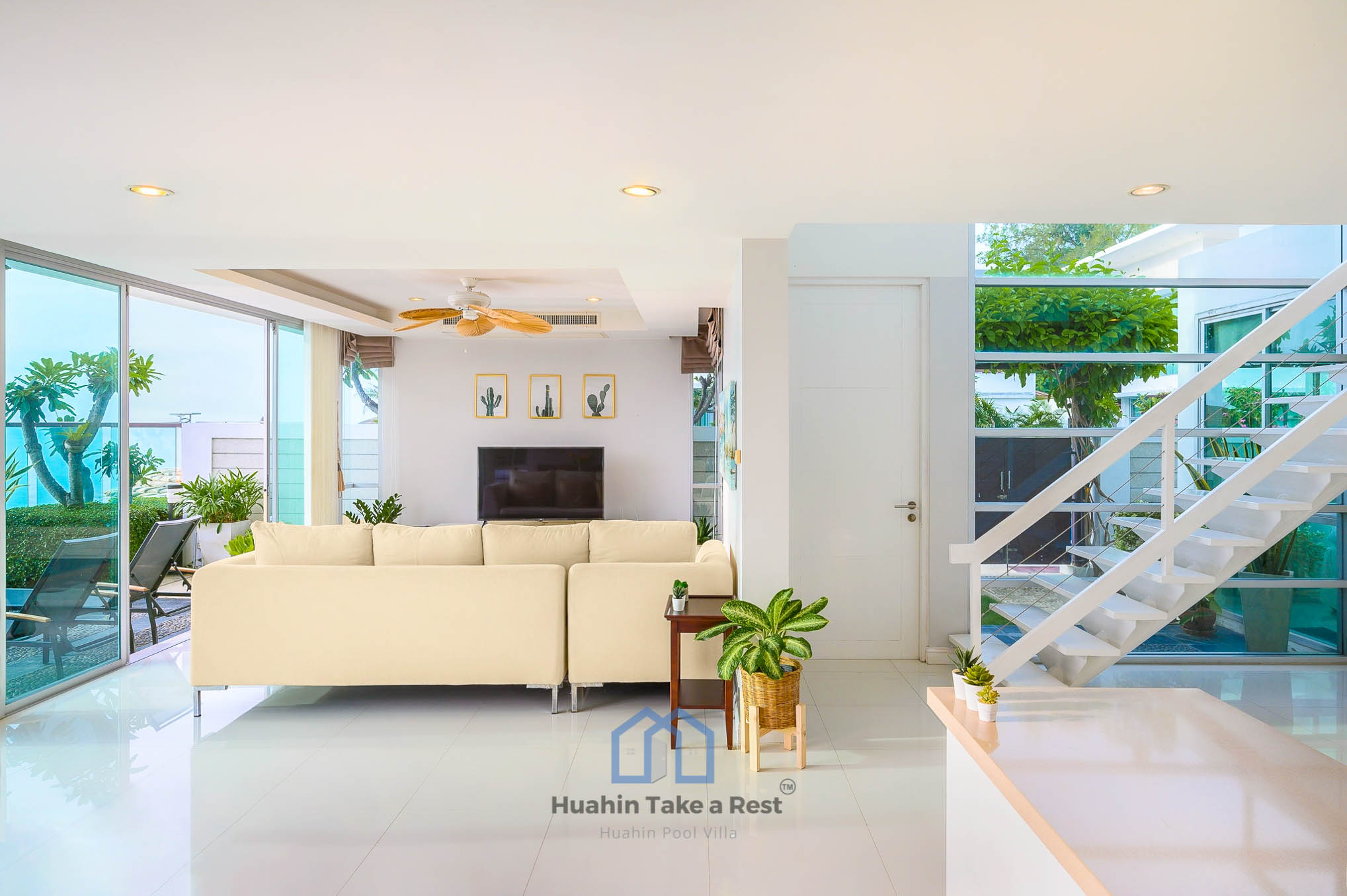 HR15035 บ้านพักติดทะเลหัวหิน บ้านเดอะซันเซตบีช พูลวิลล่า