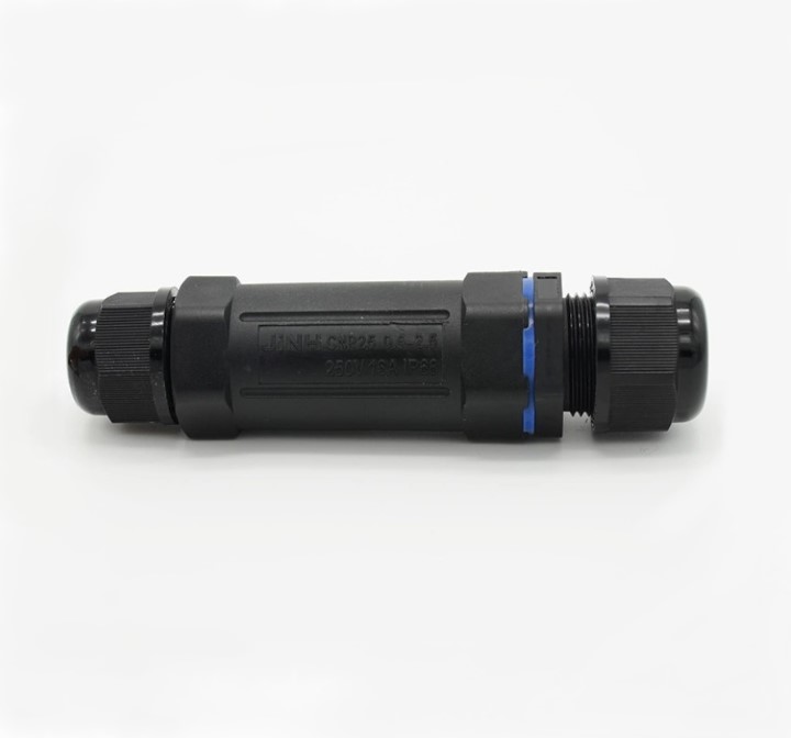 ข้อต่อสายไฟกันน้ำ ใช้กับสายไฟฟ้า เบอร์ 0.5 ถึง 2.5 mm² 4 เส้น แบบขันน็อต