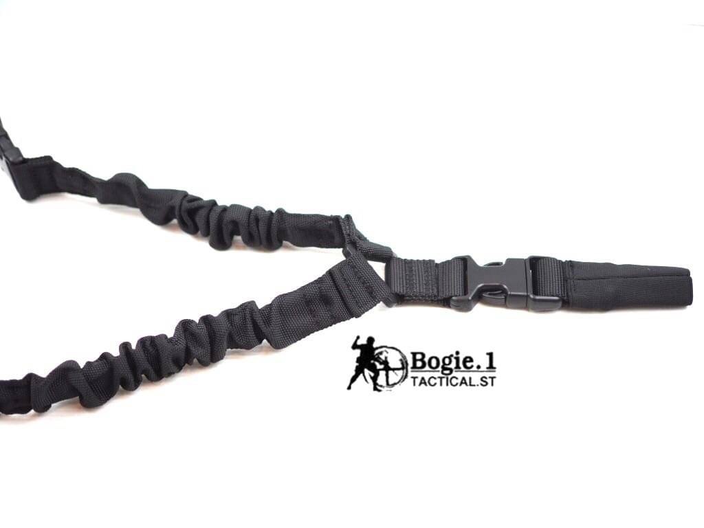 Bogie1สายสะพายปืน 1จุดA * ปลายสายยืด ตัวล็อคเป็นก้ามปูแบบปลดเร็ว * สามารถปรับระดับความยาาวได้ถึง 50 นิ้ว * ผลิตจกผ้าคอร์ดูร่า (Cordura) * สายใหญ่ นิ่ม มีฟองน้ำรอบรับที่บ่า * ตะขอเป็นเหล็ก แข็งแรง * ใช้ได้กับปืนยาวทุกรุ่น ที่มีหัวคล้อง * เหมาะกับกิจกรรมกลา