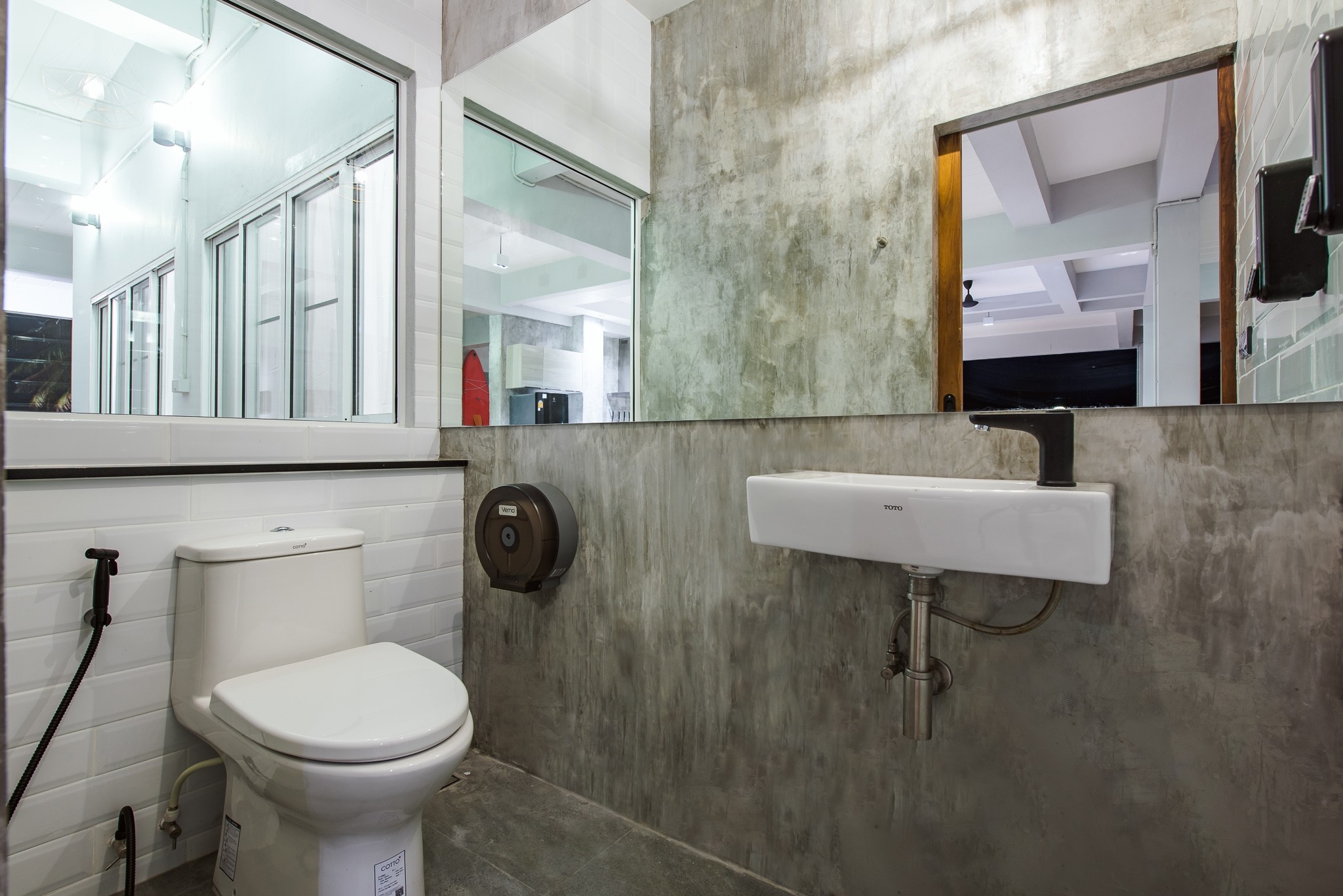 HR15044 บ้านพักติดทะเล กุยบุรี The Cozy Beach Villa