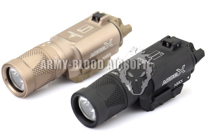 New.Surefire X300V Style LED Handgun or Long Gun WeaponLight (BK) สีดำ สีทราย ราคาพิเศษ