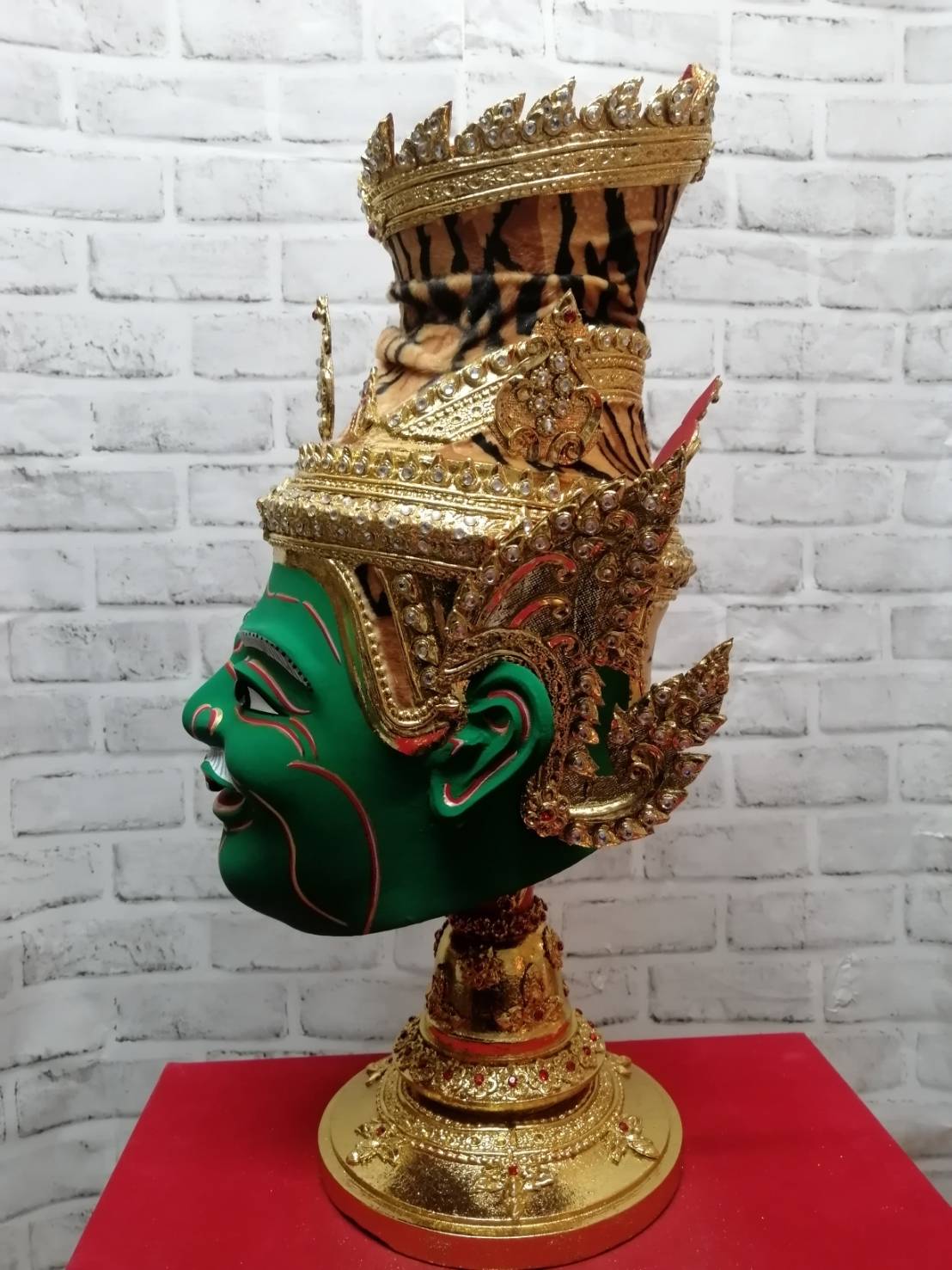 ปู่เพชรฉลูกัณฐ์