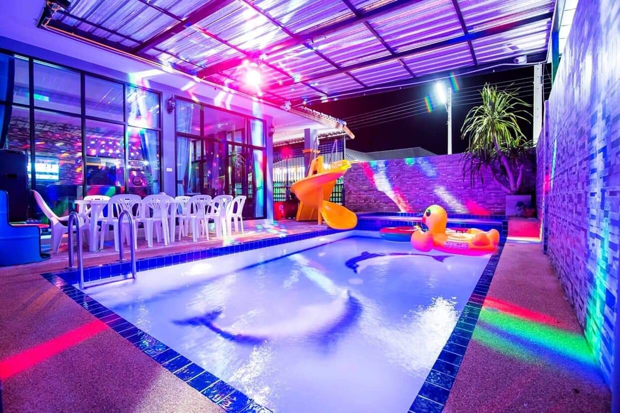 HR 5002 บ้านพักชะอำ บ้านไรโน่