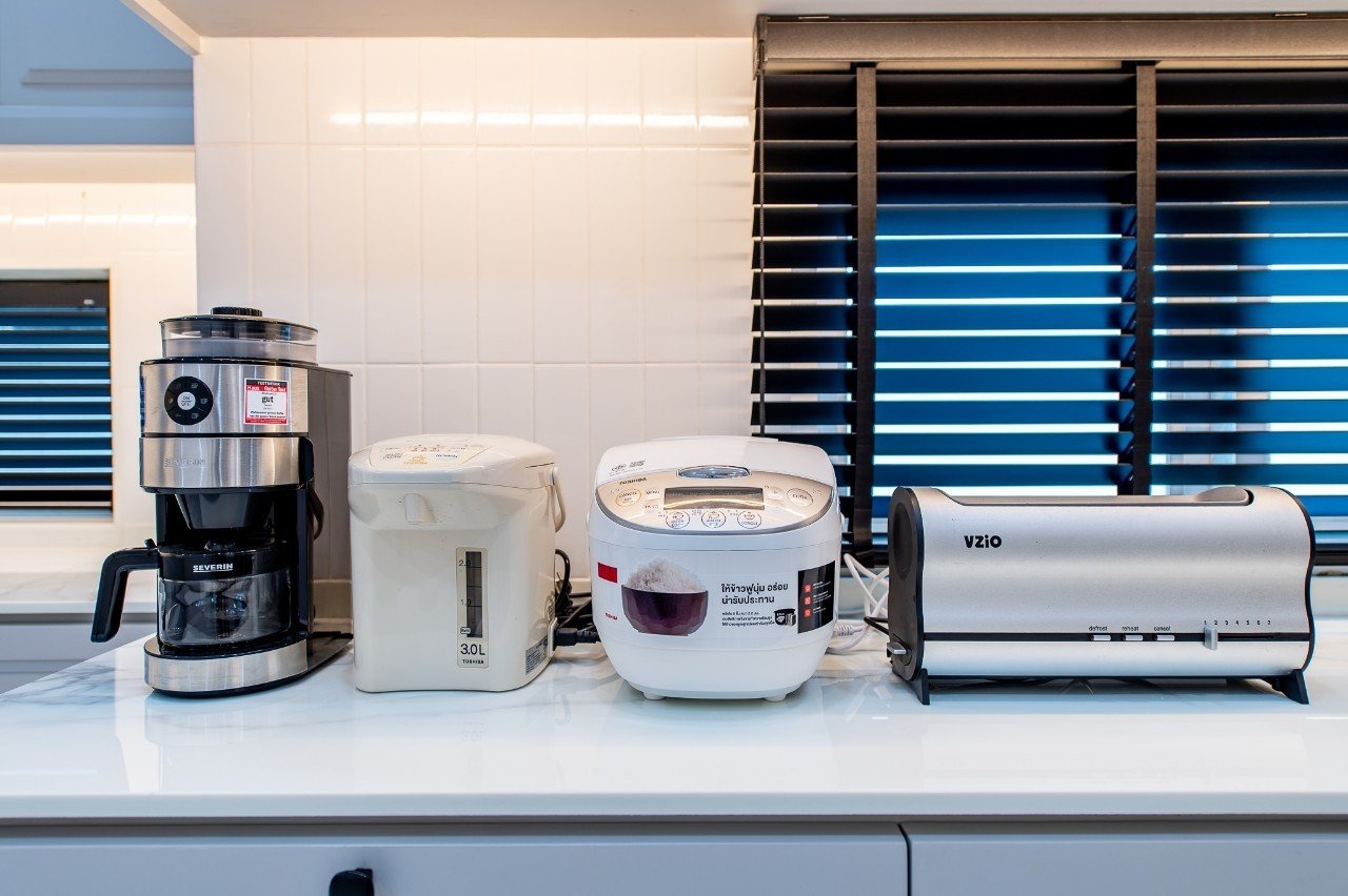 HR15030 บ้านพักติดทะเล The Vacation Beach Pool Villa Cha Am