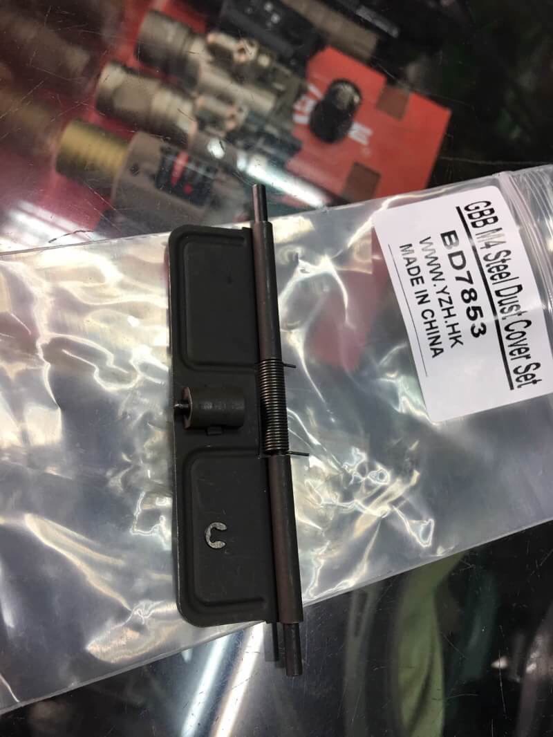New.M4 Cmmg / 5.56 Steel Dust Cover Set ราคาพิเศษ