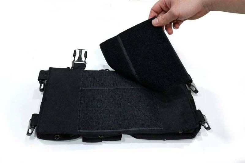 🔥🔥🔥 M4 Chest Rig 🔥🔥🔥 - ผลิตจากผ้า 500D น้ำหนักเบา ใส่สบาย - มีช่องใส่แม็กกาซีนปืน M4 ได้มากถึง 4 ช่อง - มีช่องใส่ แม็กกาซีนปืนสั้น ได้ 2 ช่อง - มีกระเป๋าเอนกประสงค์ ด้านข้างอีก 2 ใบ - สามารถถอดออกไปใช้กับเวส