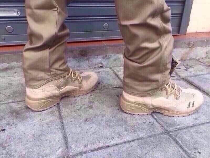 New.รองเท้า Magnum TACTICAL BOOT ข้อสั้น / ข้อยาวหนังแท้ และผ้าคอดูร่า (CORDURA) ใส่สบาย ซิปข้าง ระบายอากาศดี ไม่อับ สีดำ / สีทราย ราคาพิเศษ