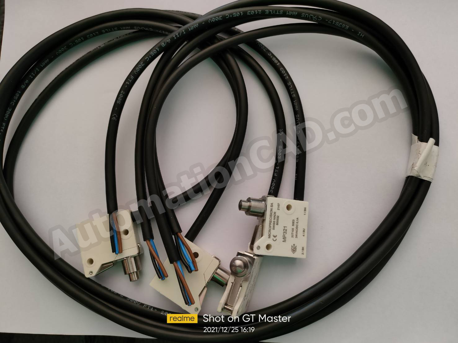 MICROPRECISION ลิมิตสวิทช์ MP321 ไฟ 24 VAC/DC 0.1A สายยาว 1 เมตร Micro Switchs