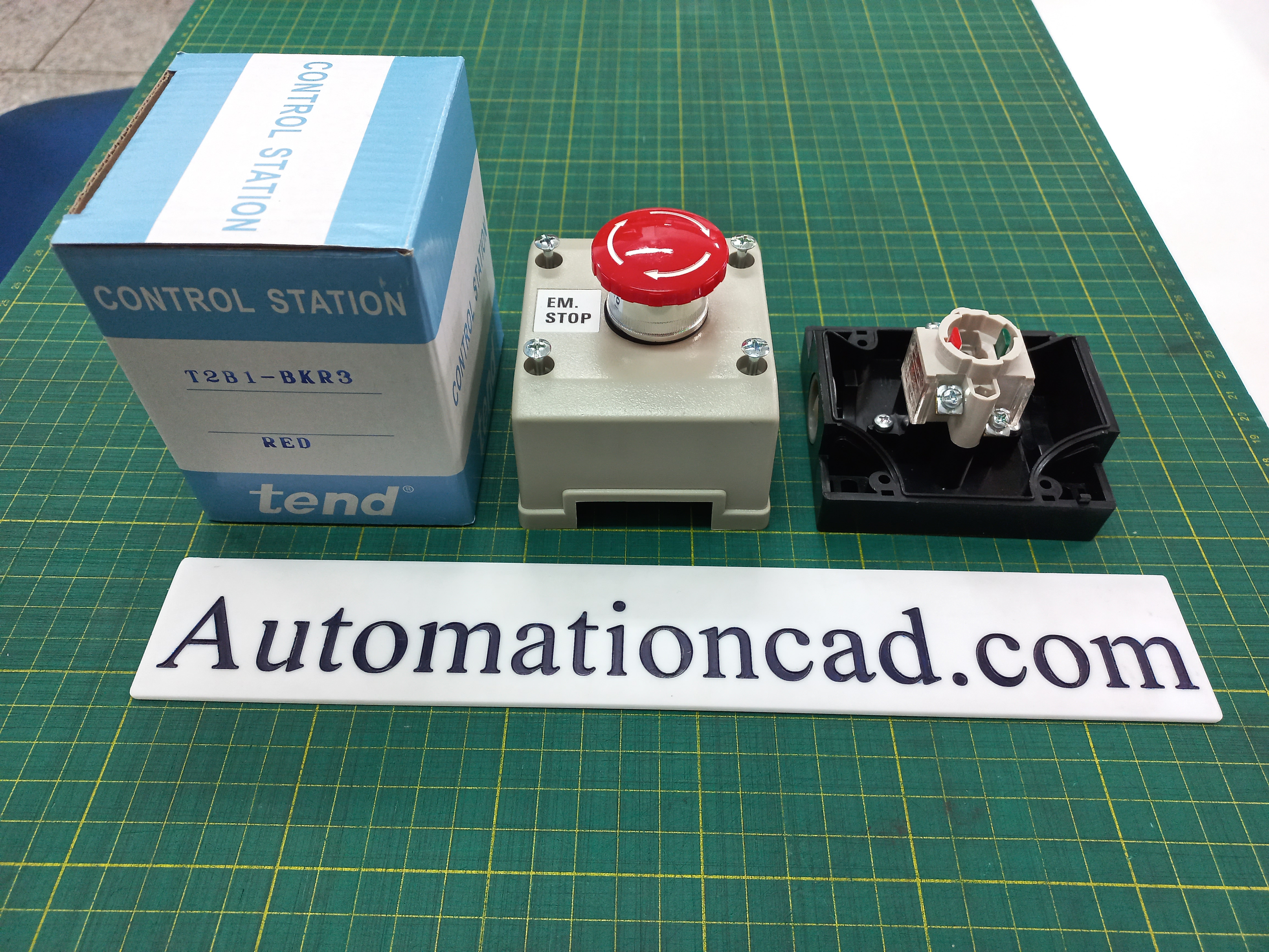 TEND บ็อกพลาสติกพร้อม Emergency Switch 1 ปุ่ม Φ25-30mm Control Station