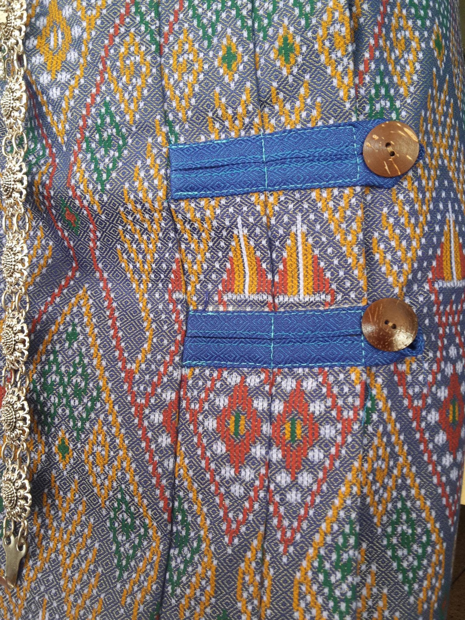 ผ้าซิ่นสำเร็จรูปผ้าซิ่นผ้าฝ้ายสีฟ้า แบบป้ายแต่ง 3 จีบกระดุมกระลา ผ้าถุงสำเร็จรูปสีฟ้า ผ้ามัดหมี่แพรวาสำเร็จสำเร็จรูป