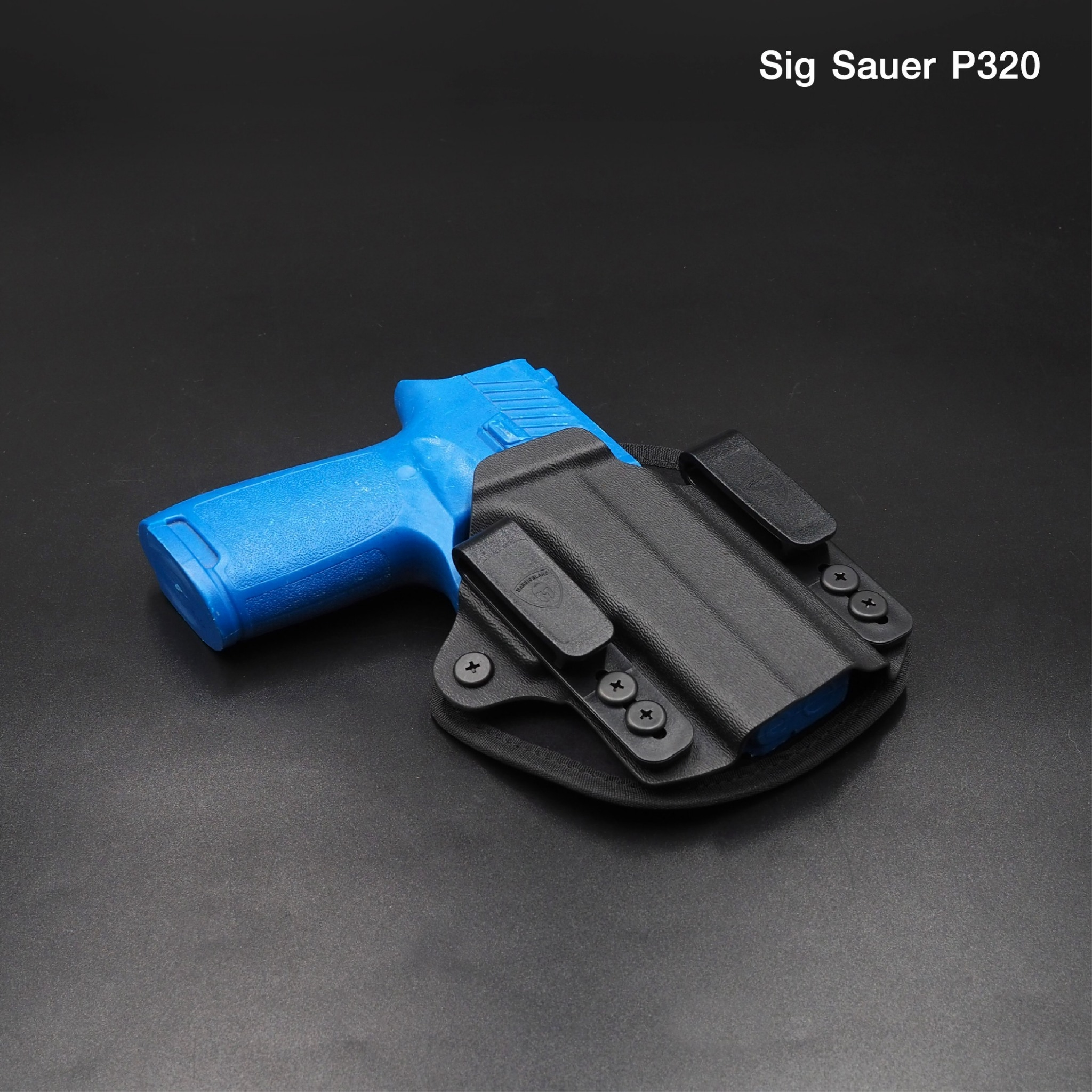 New.ซองพกใน Universal (Kydex + Nylon) Warriorland Warriorland IWB Universal Hybrid Kydex&Nylon Holster ⭕ ใช้งานได้กับ Compact & Full size หลากหลายรุ่น ตามตารางในภาพประกอบ ⭕ ปรับใช้ เพียงปรับสกรู 5 จุด ให้กระชับตามต้องการ ⭕ ซองผลิตจาก kydex เกรดคุณภาพ ⭕ แผ