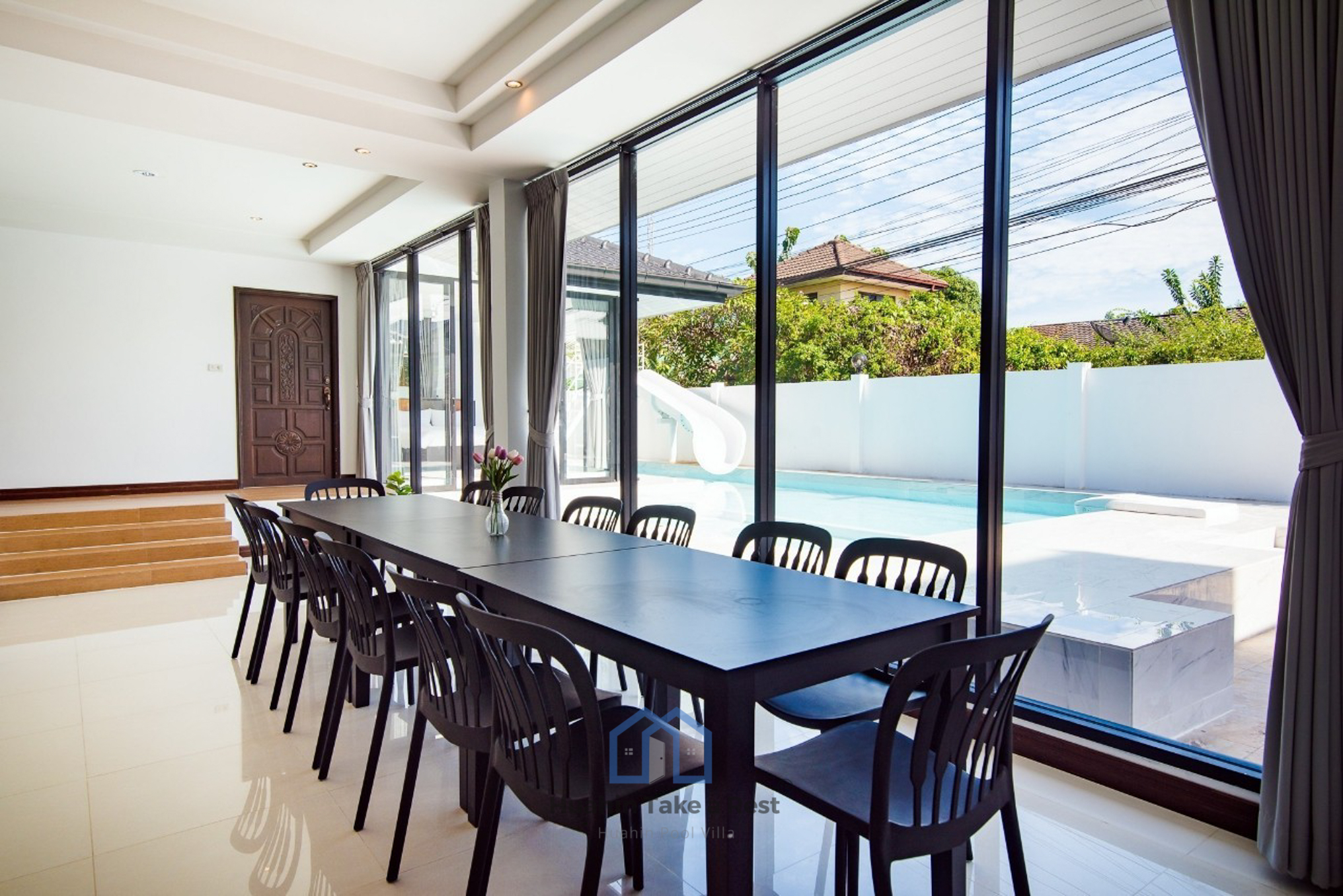 HR15036 บ้านพักหัวหิน บ้านวี วิลล่า เนียร์บีช