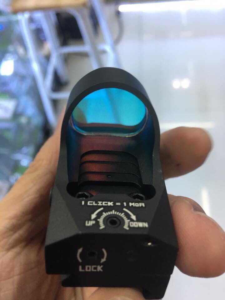 🔥ลูกค้าสามารถดูสินค้าทั้งหมดจาก แอด id Line:@bkkboy88 (ใส่ @ นำหน้าด้วยนะครับ) 🔥 ✅New.Red Dot ยี่ห้อ Sig Sauer รุ่น ROME03 เปิดปิดด้วยปุ่ม ปรับความเข้มของเป้าด้วยปุ่ม มาพร้อมรางยกสูงขาปลดไว ใช้ถ่าน CR2032 จำนวน1ก้อน (แถมฟรีให้ในกล่อ