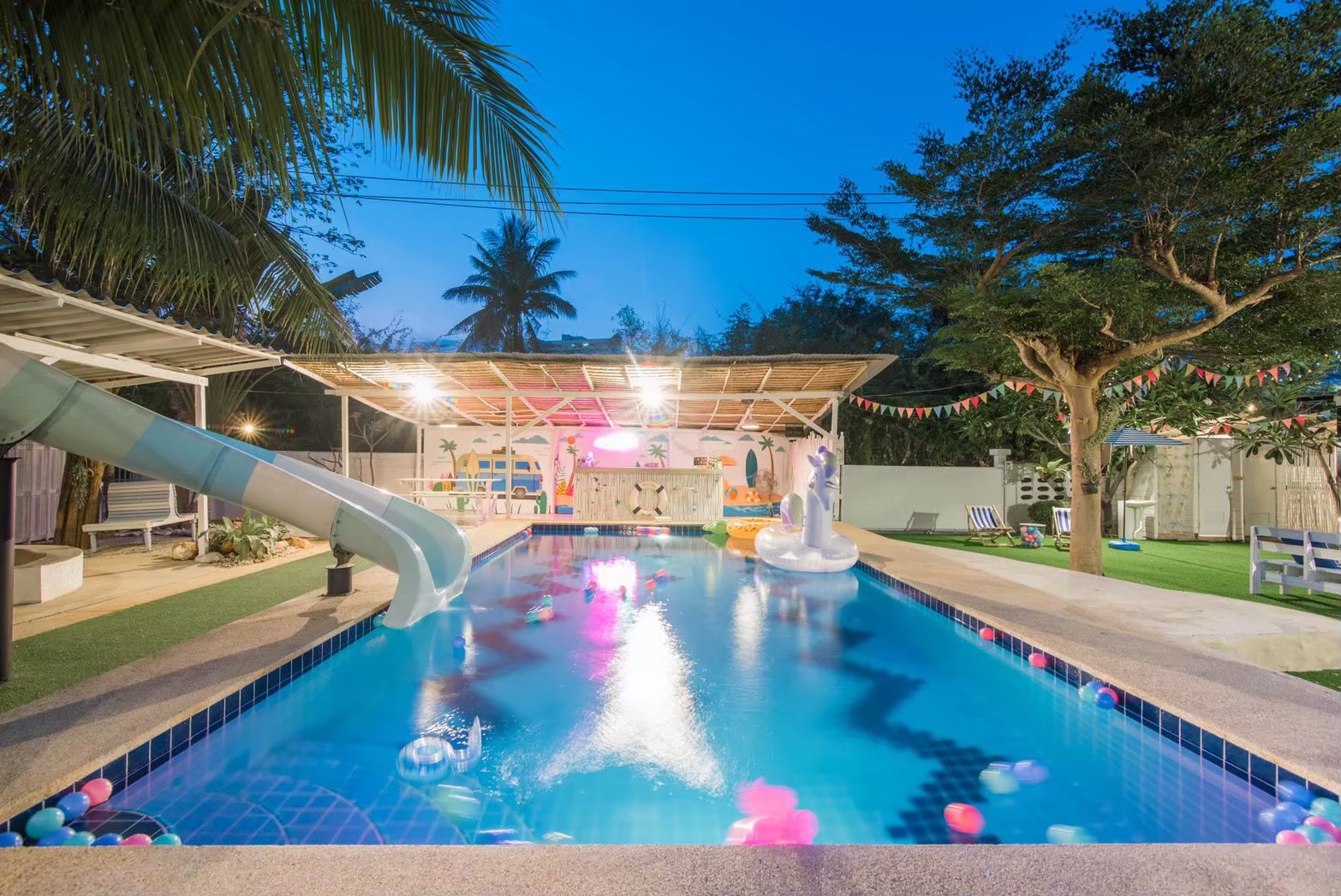 HR15011 บ้านพักติดทะเลหัวหิน บ้านวินเซิฟ พูลวิลล่า