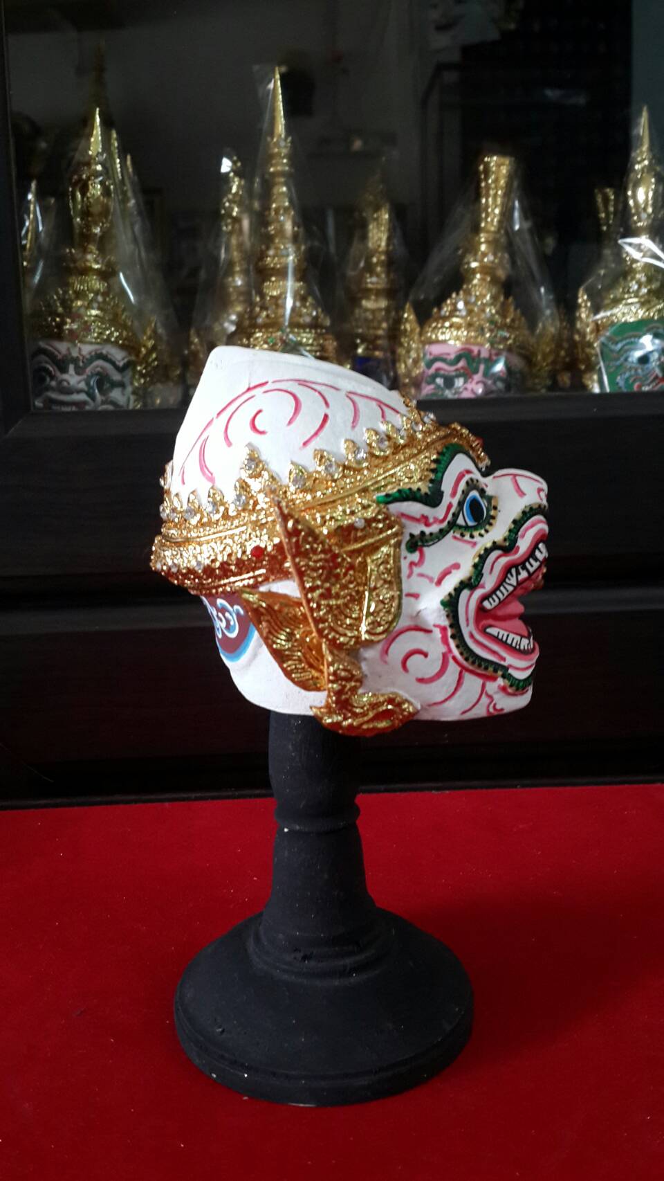 หนุมาน ประดับเพชร