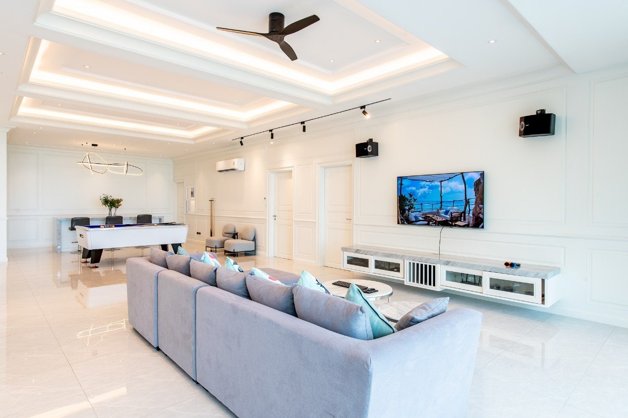 HR15030 บ้านพักติดทะเล The Vacation Beach Pool Villa Cha Am