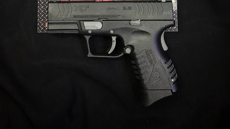 New Arrival! มาใหม่! WE (Air Venturi) XDM (3.8-4.5 inch) GBB Pistol (Licensed by Springfield Armory) - Silver or Black คุณสมบัติ: -ได้ลิขสิทธิ์จากจาก Springfield Armory -สไลด์โลหะ -รีคอยหนัก -จำลองระบบเข็มพุ่ง - แม๊กกาซีนแก๊ส 25 นัด ข้อมูลจำเพาะ: ความยาว 