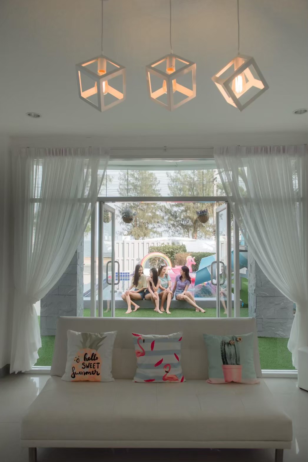 HR15046 บ้านพักติดทะเล The Sandy Beach Villa