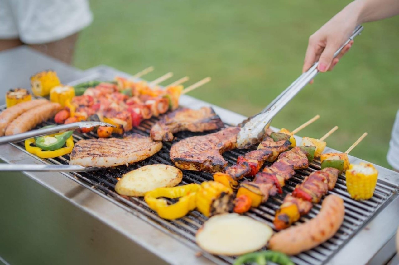 HR15049 บ้านพักติดทะเล The Breezy Beach Pool Villa Cha Am