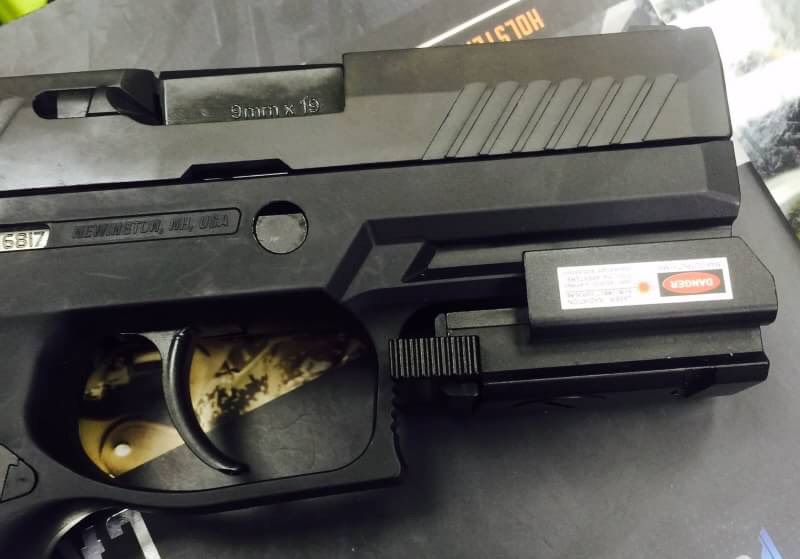 New.เลเซอร์ Max สีแดง ใช้ติดปืน Sig p320sp / GLOCK และปืนสั้นทุกรุ่น ราคาพิเศษ