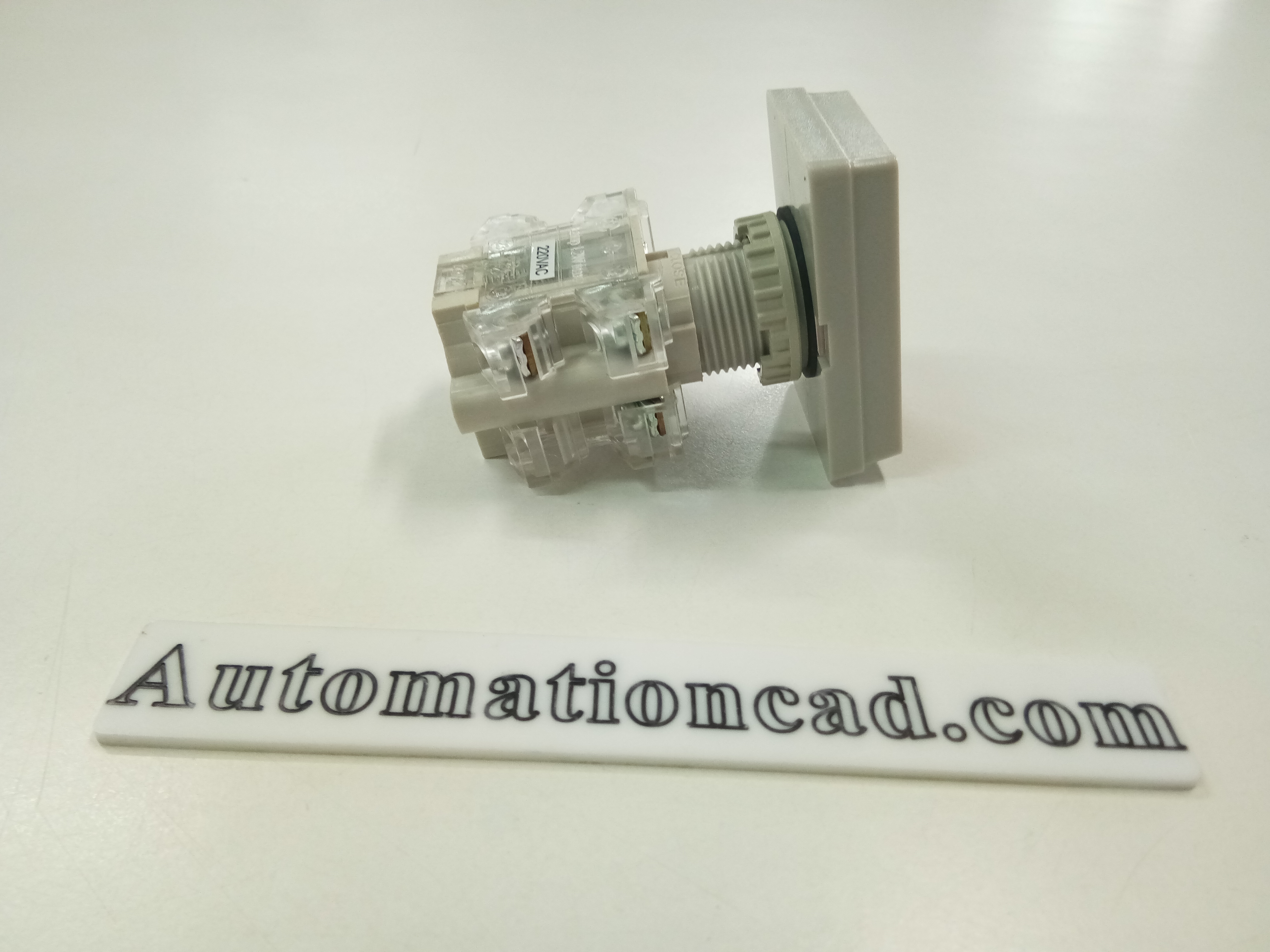ปุ่มกด Push Button Switch มีแลมป์ 1NO+1NC TEND สวิตซ์กดปิดเปิด รู 22/25 mm
