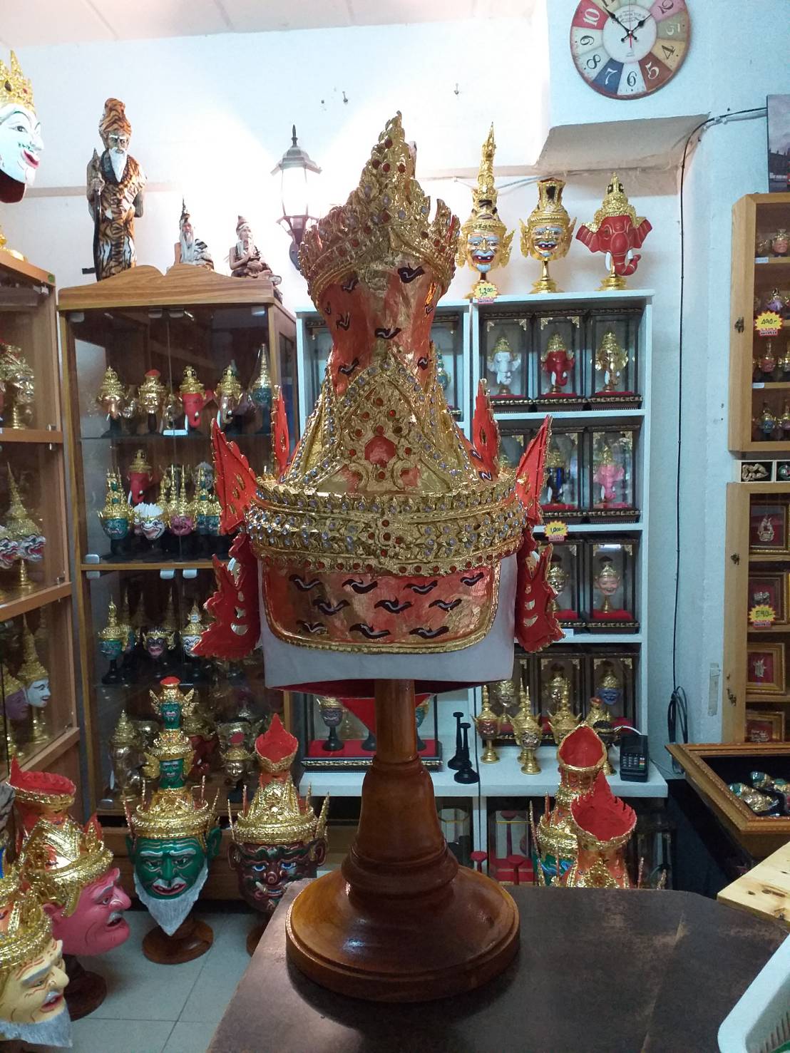 ฤาษี อิศวร ขนาดครอบ