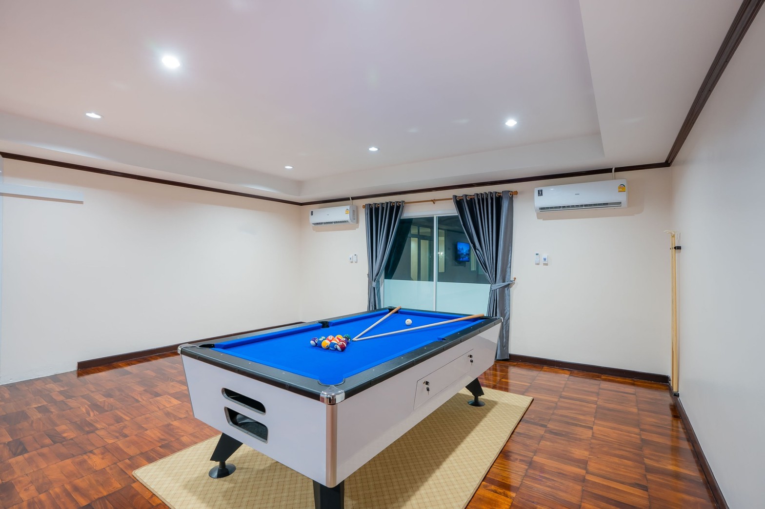 HR15067 บ้านพักใกล้ทะเลชะอำ The Great Beach Pool Villa Cha Am