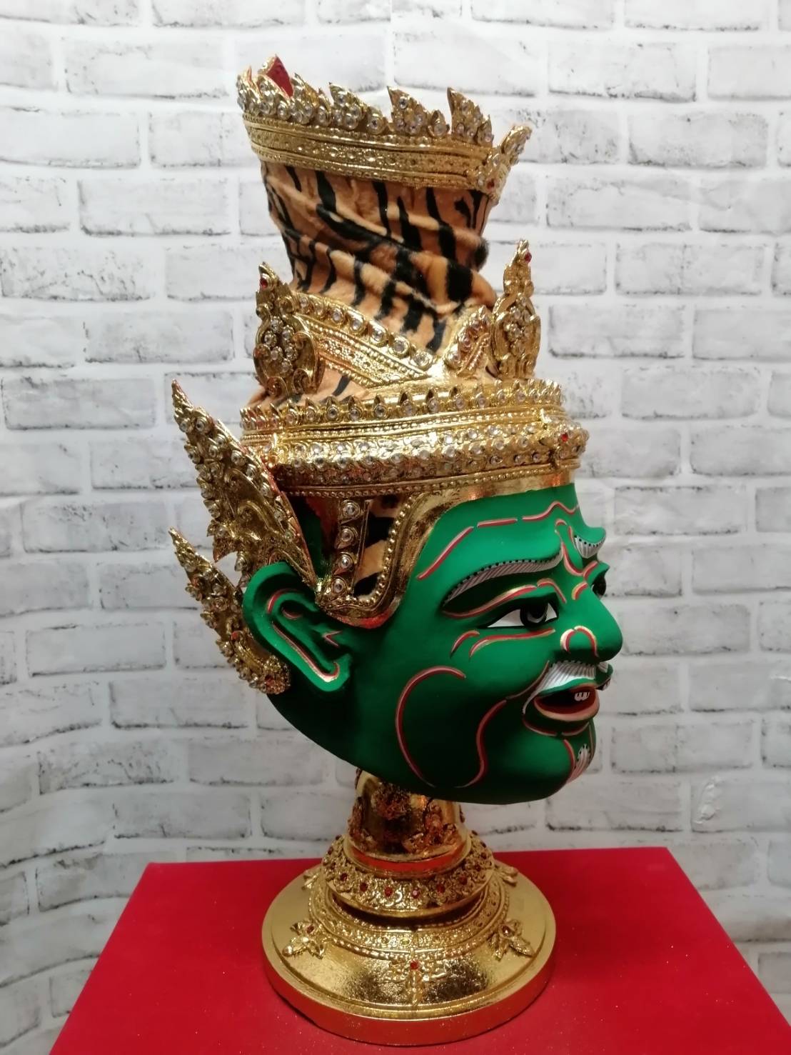 ปู่เพชรฉลูกัณฐ์