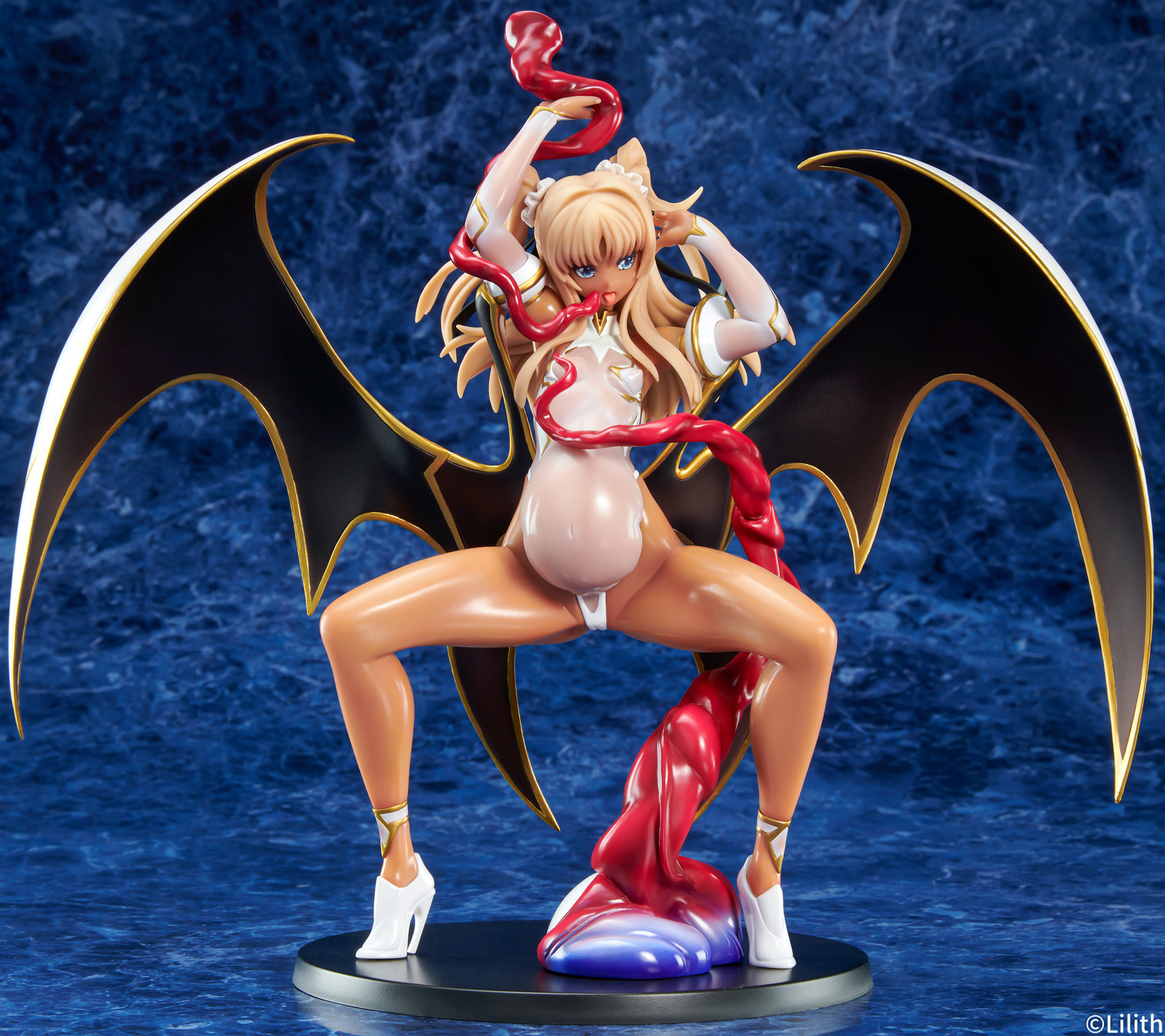 เปิดจอง : Futaba Lily Ramses