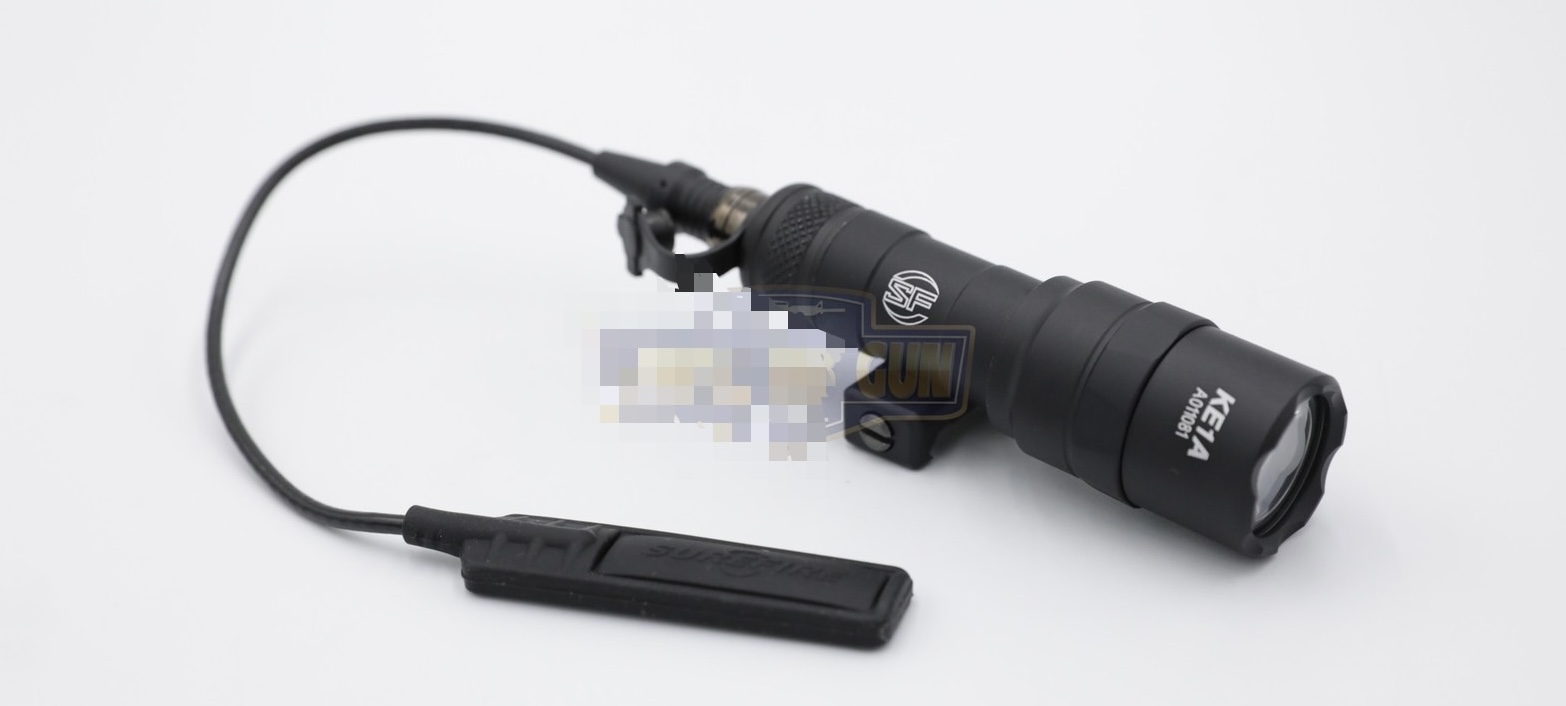 ไฟฉายติดปืน ยี่ห้อ Surefire รุ่น M340