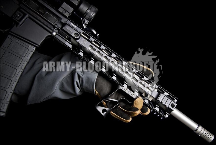 Fortis SHIFT Vertical Grip (BK)