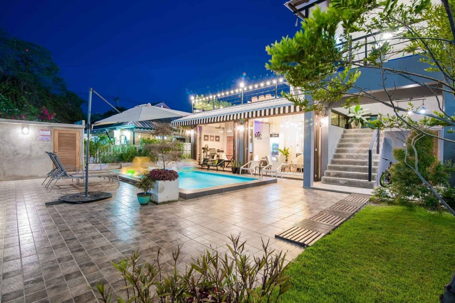 HR 15001 บ้านพักชะอำ บ้านบรอนซี่