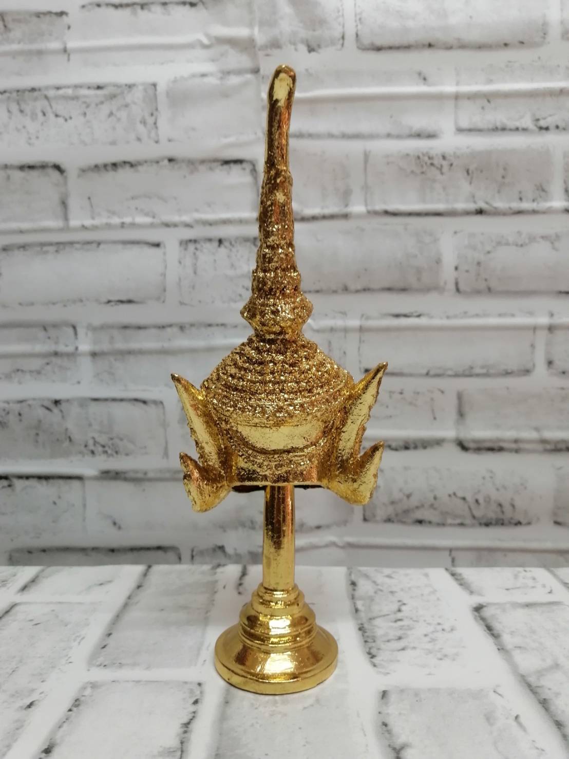 พระอินทร์ ขนาดกลาง 4 นิ้ว พร้อมฐานปิดทอง