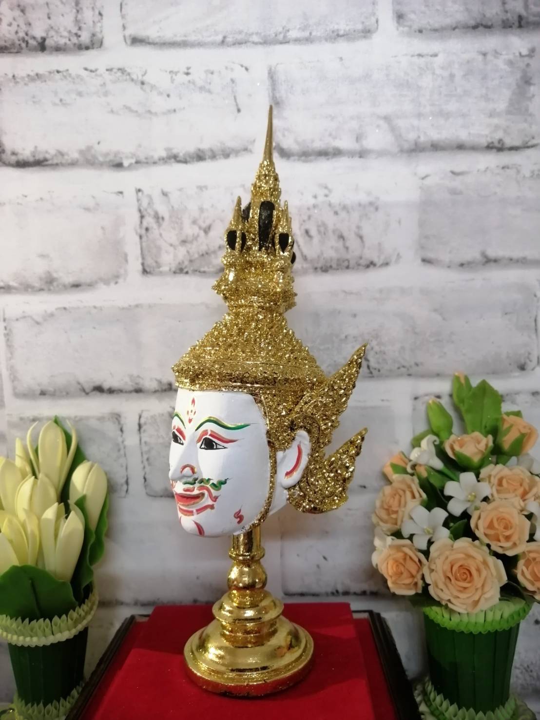 พระปัญจะสิงขร ขนาดกลาง เรซิ่นปิดทอง พร้อมฐานปิดทอง