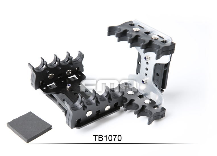 (shiny)...8 Shotgun shell holder #TB1070 ขาโหลดกระสุนลูกซองเบอร์ 12GA บรรจุได้จำนวน 8 นัด ตัวล็อค Teklok ปรับขนาดได้ (shiny)...สินค้ามี 4 สี คือ ดำ แดง เงิน ฟ้า ราคาส่ง 1,500 บาท