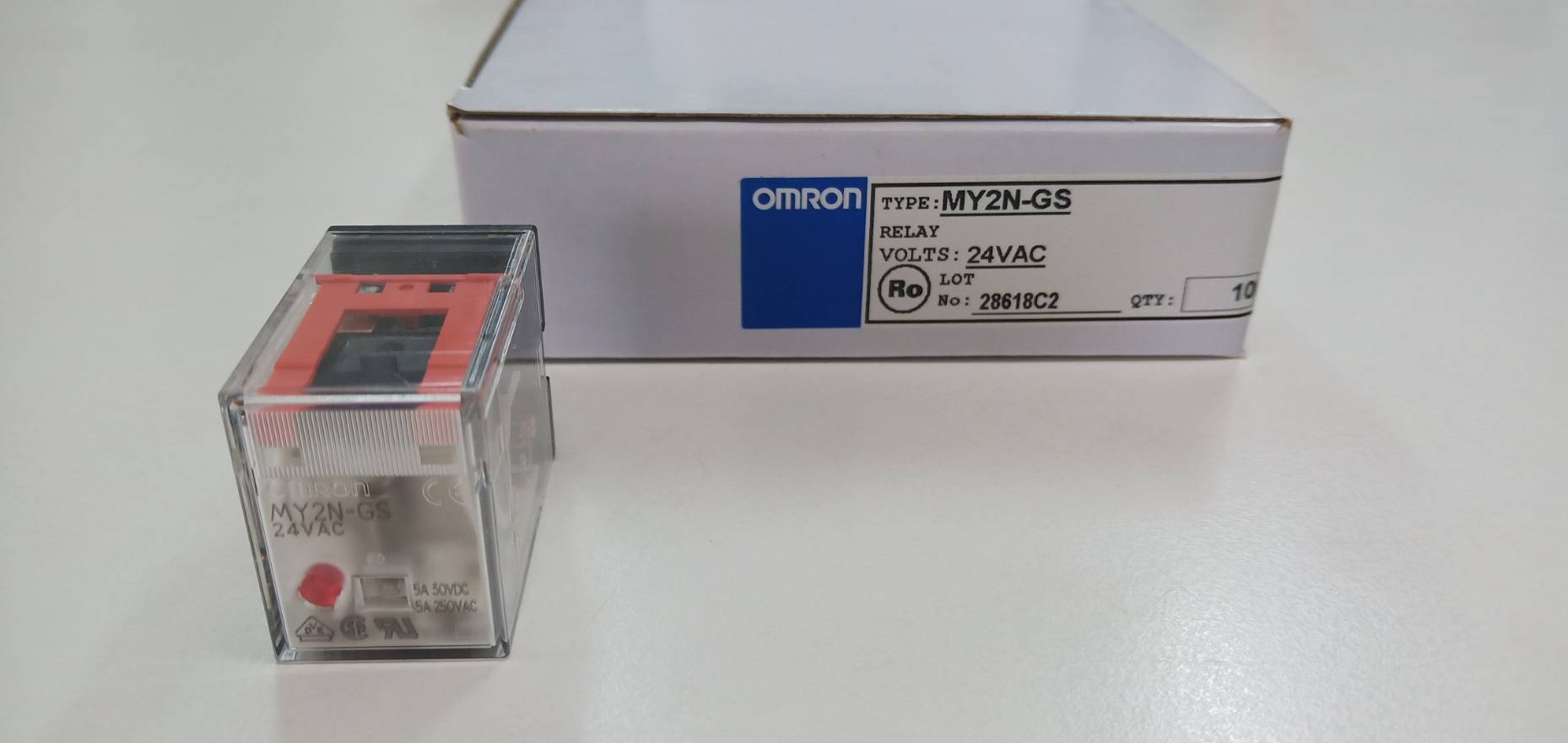 RELAY OMRON รีเลย์ MY2N-24VDC 2 CONTACT มีไฟ LED