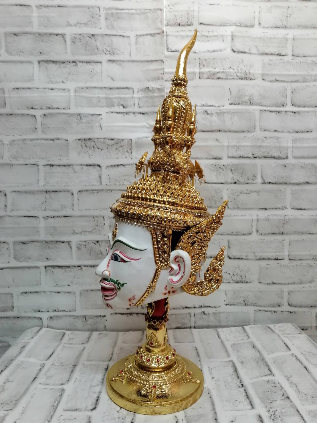 พระปัญจะสิงขร ขนาดผลส้มโอ (เกรดพรีเมี่ยม) พร้อมฐานปิดทองประดับเพชร