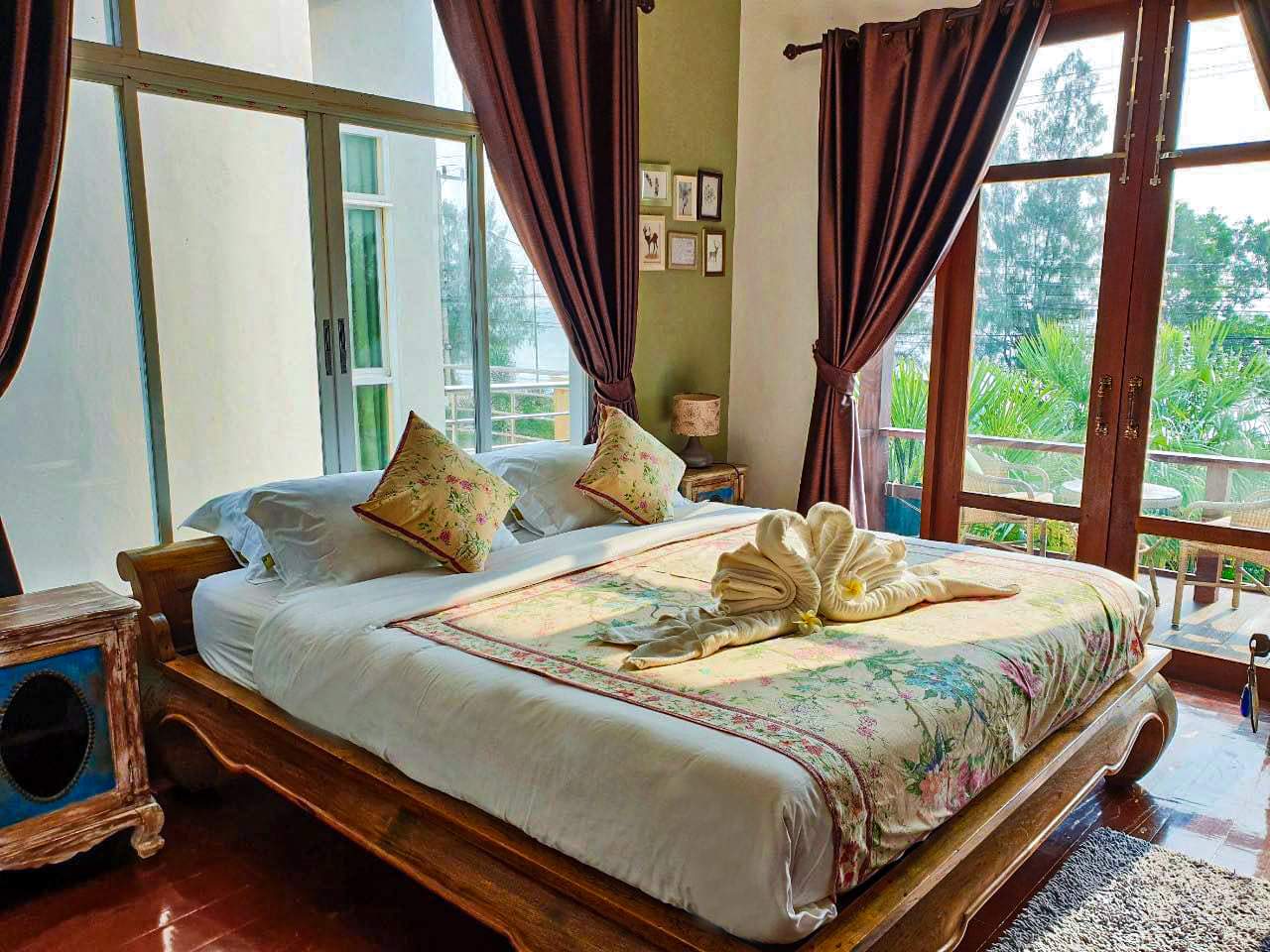 HR15054 บ้านพักติดทะเลปราณบุรี The Khirin villa