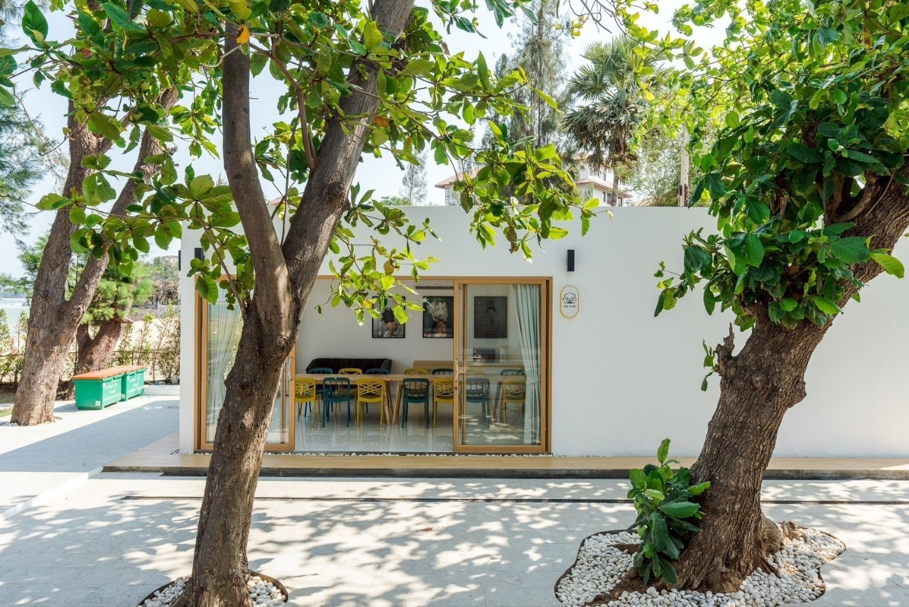 HR15080 The Bristol Beach Huahin Pool villa