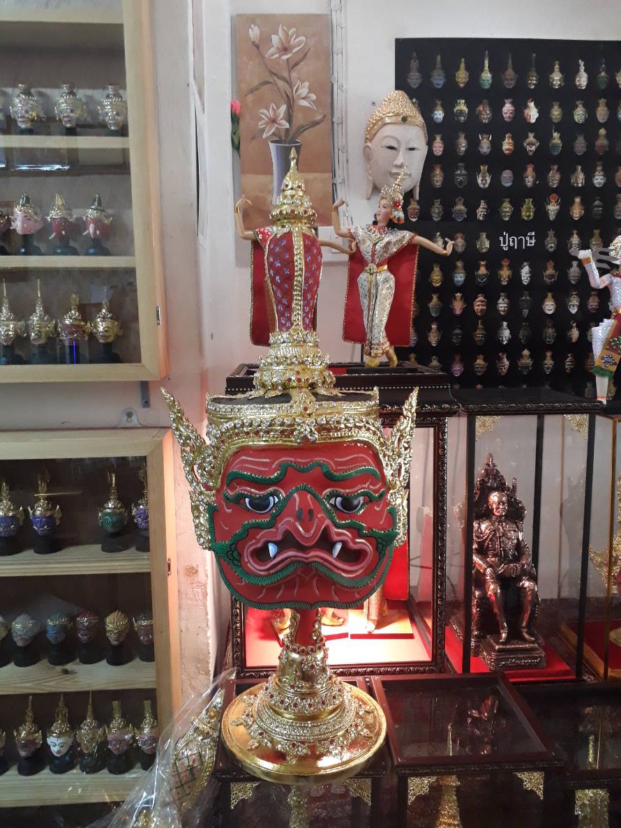 เศียรครุฑ ขนาดรอบ