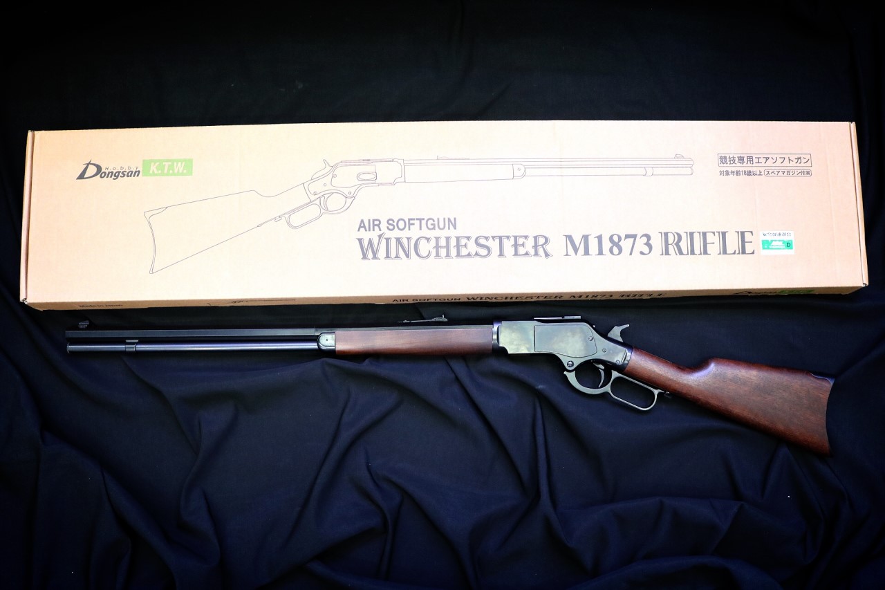 KTW Winchester M1873 Rifle (สปริง) Product Brand: KTW Product Code:KTW-4571383520233 Hop-Up:FIXED Weight:2,650 g Length:1,100 mm Capacity:37 rds Power:330 fps (1.0 Joules) Power Source: Blowback:YES Shooting Mode:Semi Auto