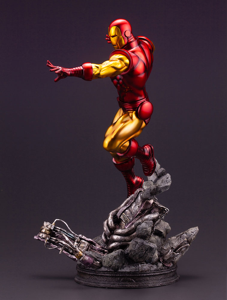 เปิดจอง : IRON MAN AVENGERS FINE ART STATUE