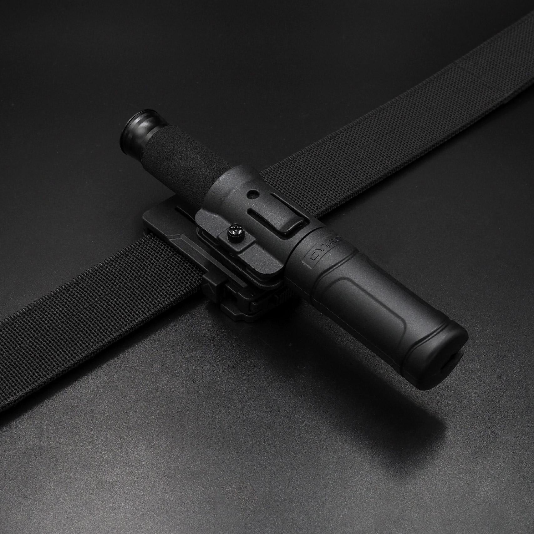 New.ซองดิ้ว Cytac ( Universal Baton holder ) 🔩 ผลิตจาก Polymer เกรดคุณภาพ 🔩 สำหรับดิ้วขนาดยาว 21" - 26" 🔩 ใช้กับดิ้วที่มีขนาดเส้นผ่านศูนย์กลางด้ามจับได้หลายขนาด 🔩 ปรับขนาดซองดิ้วได้ง่าย เพียงขันสกรูด้านข้าง ǵ